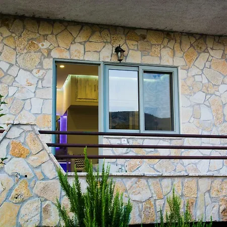 Holiday home Nature's Luxury